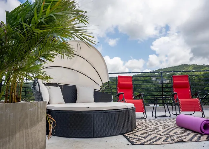Palms Rooftop * Ocho Rios
